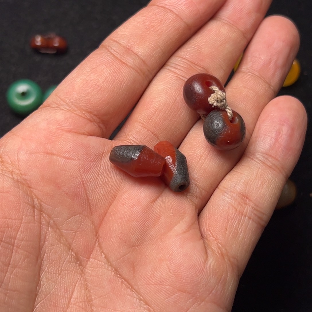 么***主玛瑙/玉髓未镶嵌配饰