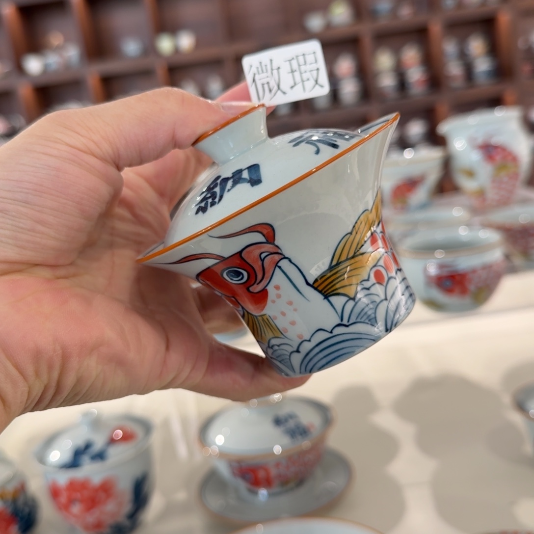 釉下手绘茶具微瑕