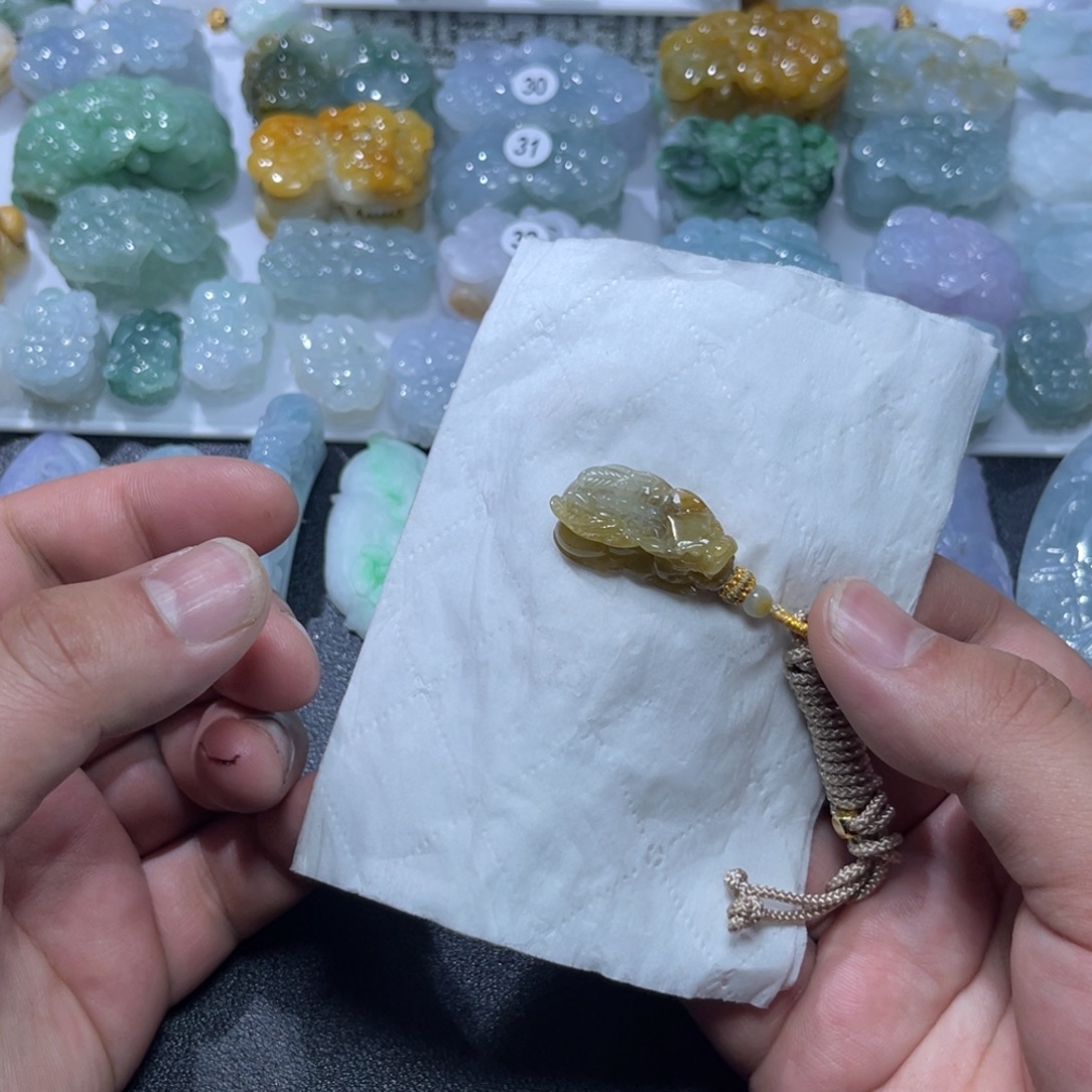 定制翡翠未镶嵌天然