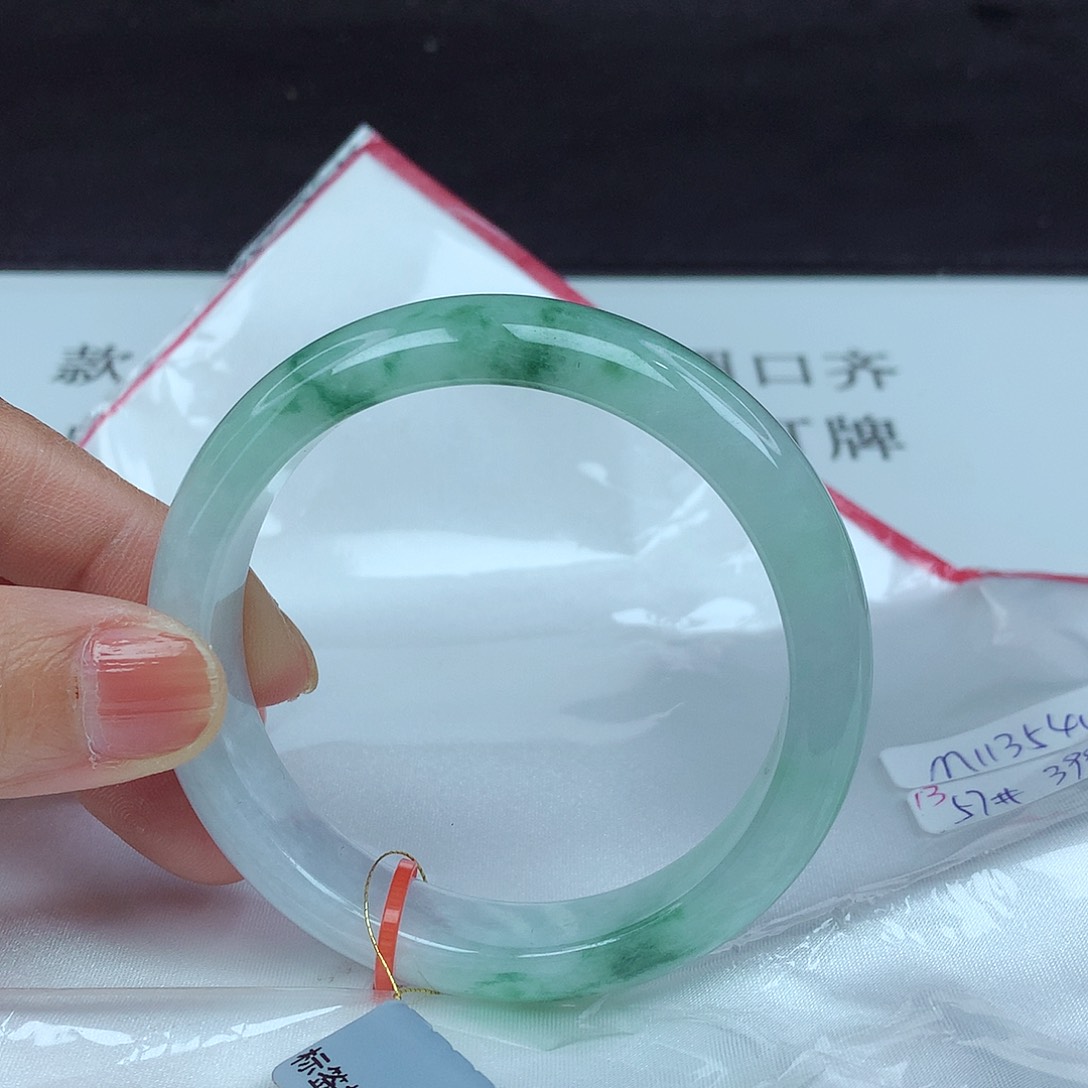 翡翠手镯未镶嵌57圈3540