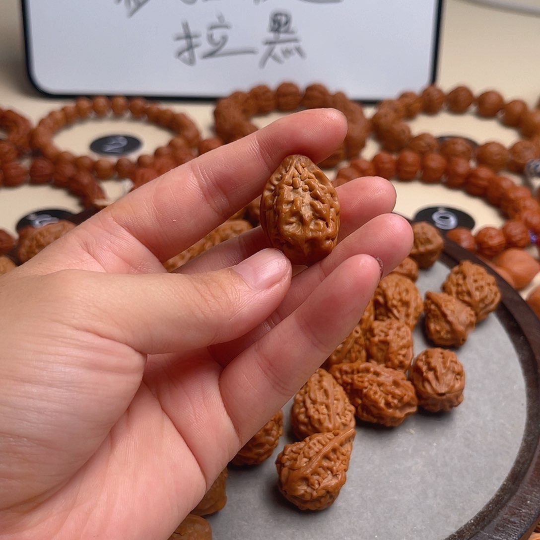 文玩核桃手串༺****༻麒麟角