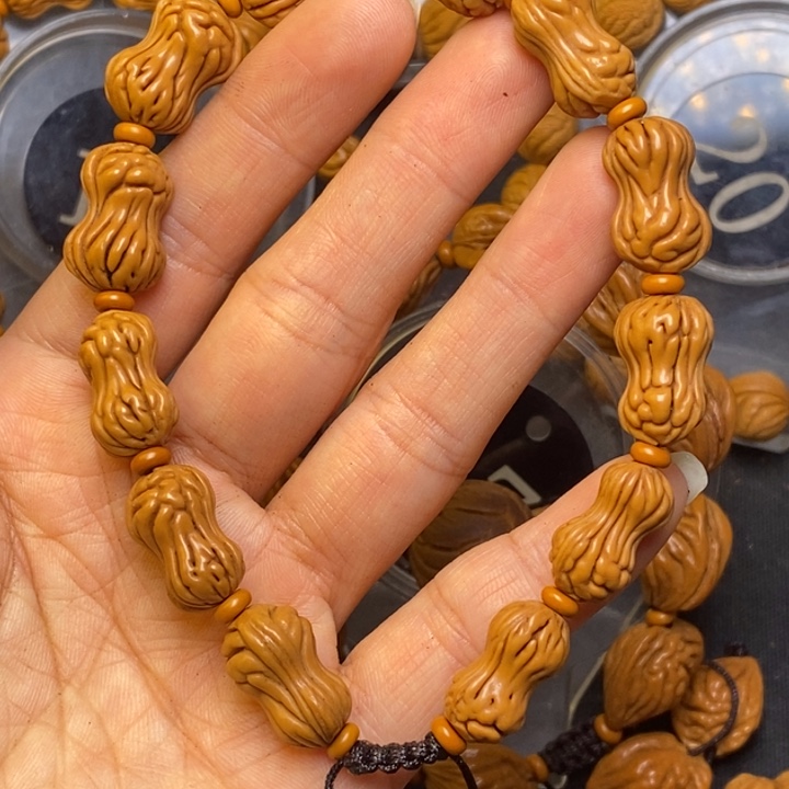 桃核吊坠秦岭龙纹桃核16尺寸