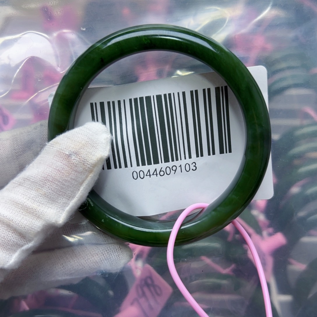 和田玉（碧玉）手镯未镶嵌62