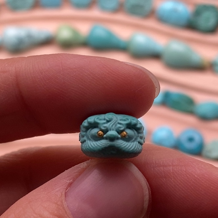 绿松石未镶嵌挂件