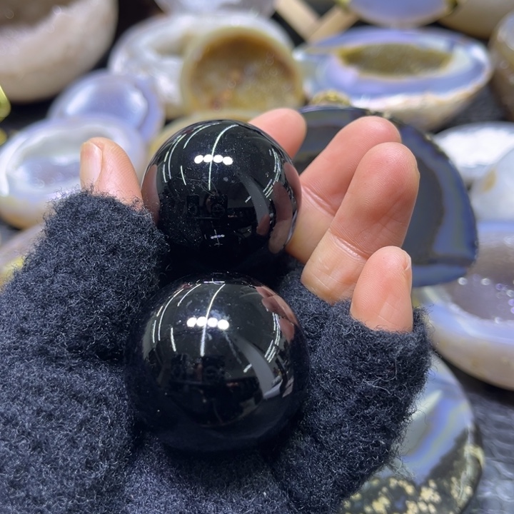 未镶嵌水晶珠宝半成品