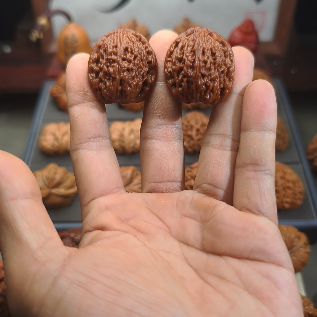 吊坠文玩核桃31南疆石拉丝小弹头