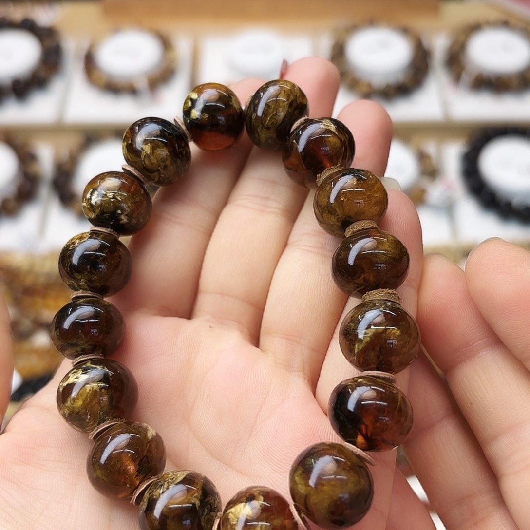 琥珀未镶嵌裸石十五90064