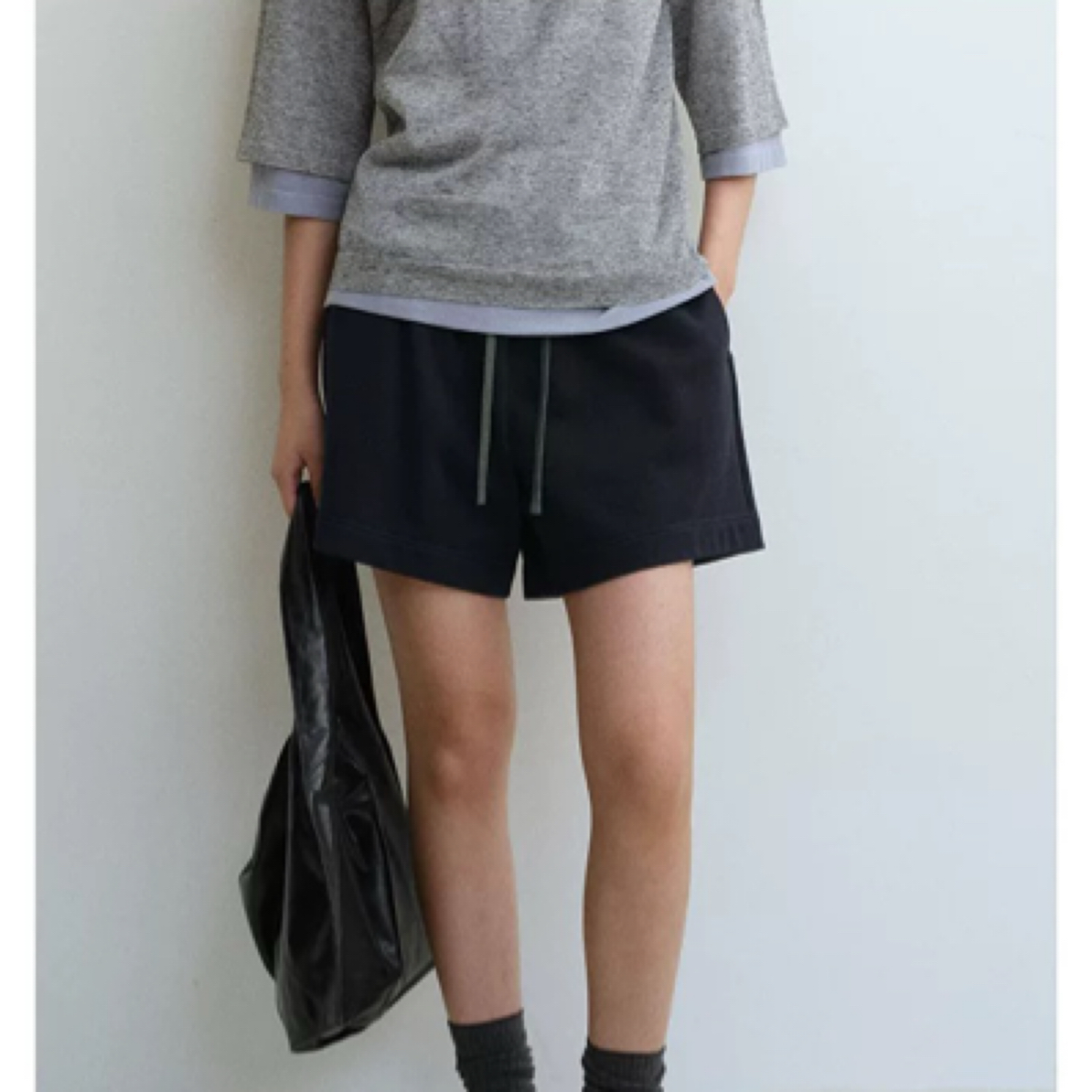 YOEYYOU设计师品牌25春新款藏蓝色高腰抽绳基础款短裤