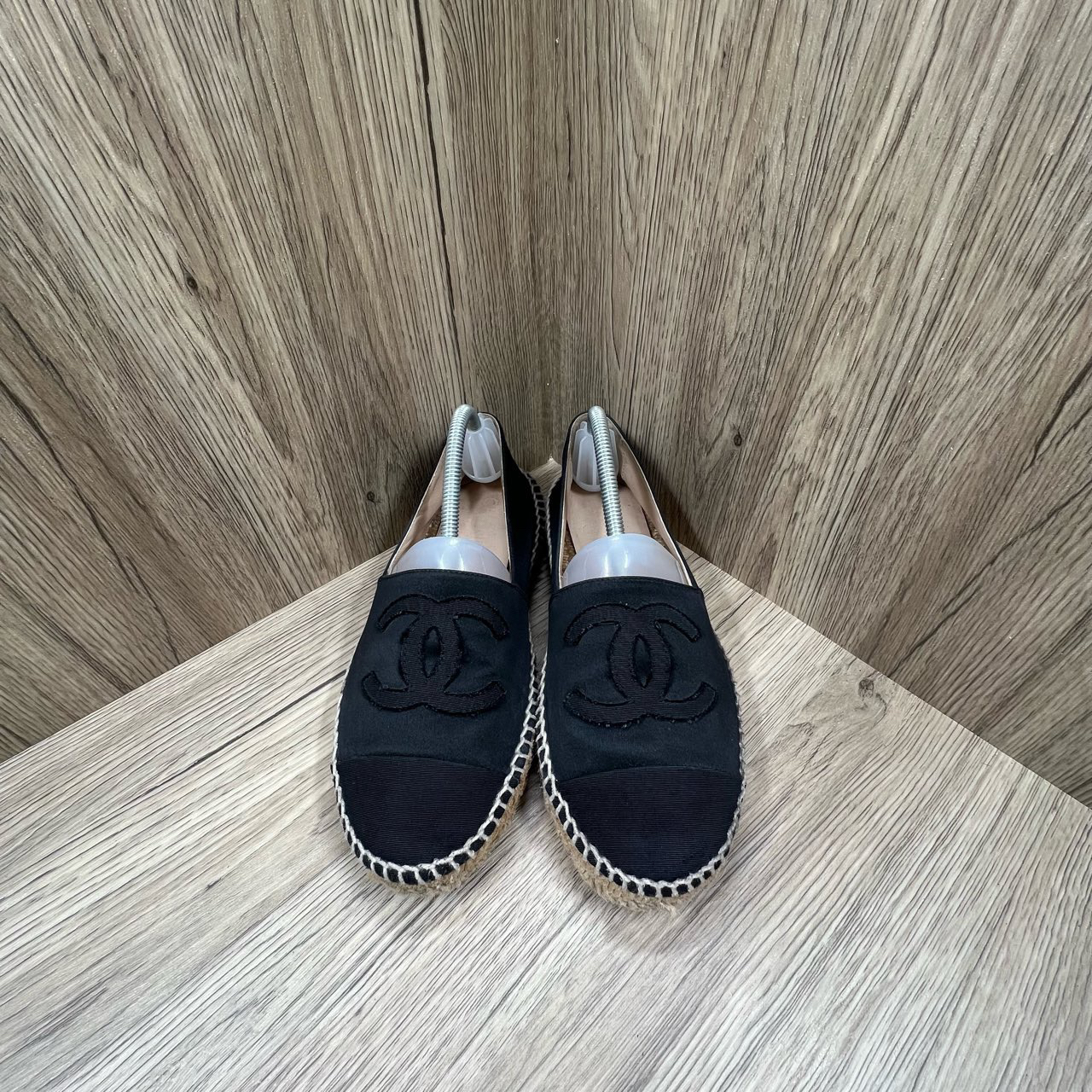 90新 Chanel/香奈儿 黑色绸缎渔夫鞋 37码/9新/无配件