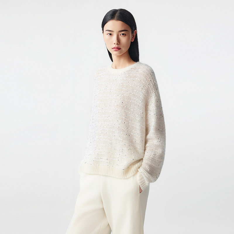 LANCY/朗姿2025冬新款法式亮片设计感马海毛白色针织衫女圆领上衣