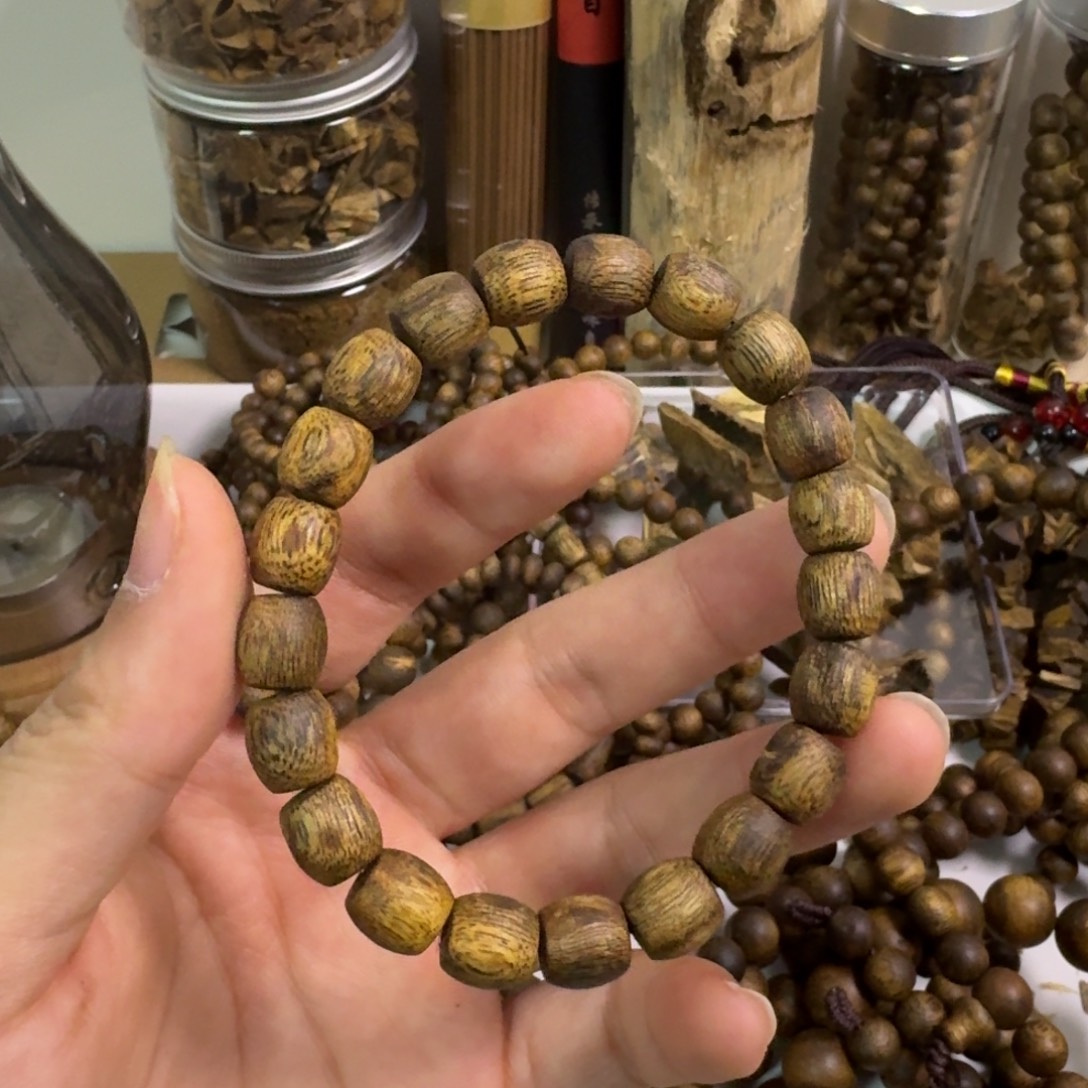 游***余沉香沉香碎屑鼓珠单圈卡9规格7g