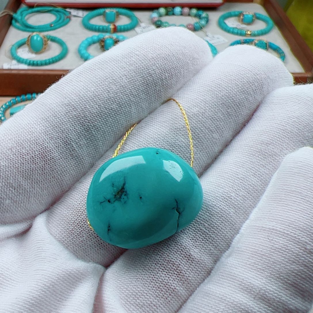 绿松石挂件未镶嵌1个