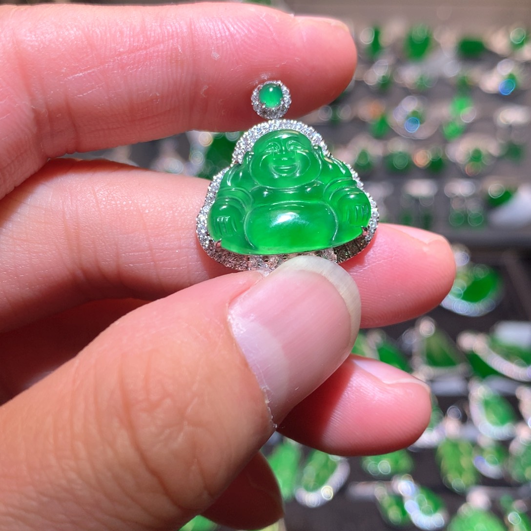 翡翠吊坠(不含链)18K金镶嵌天然翡翠