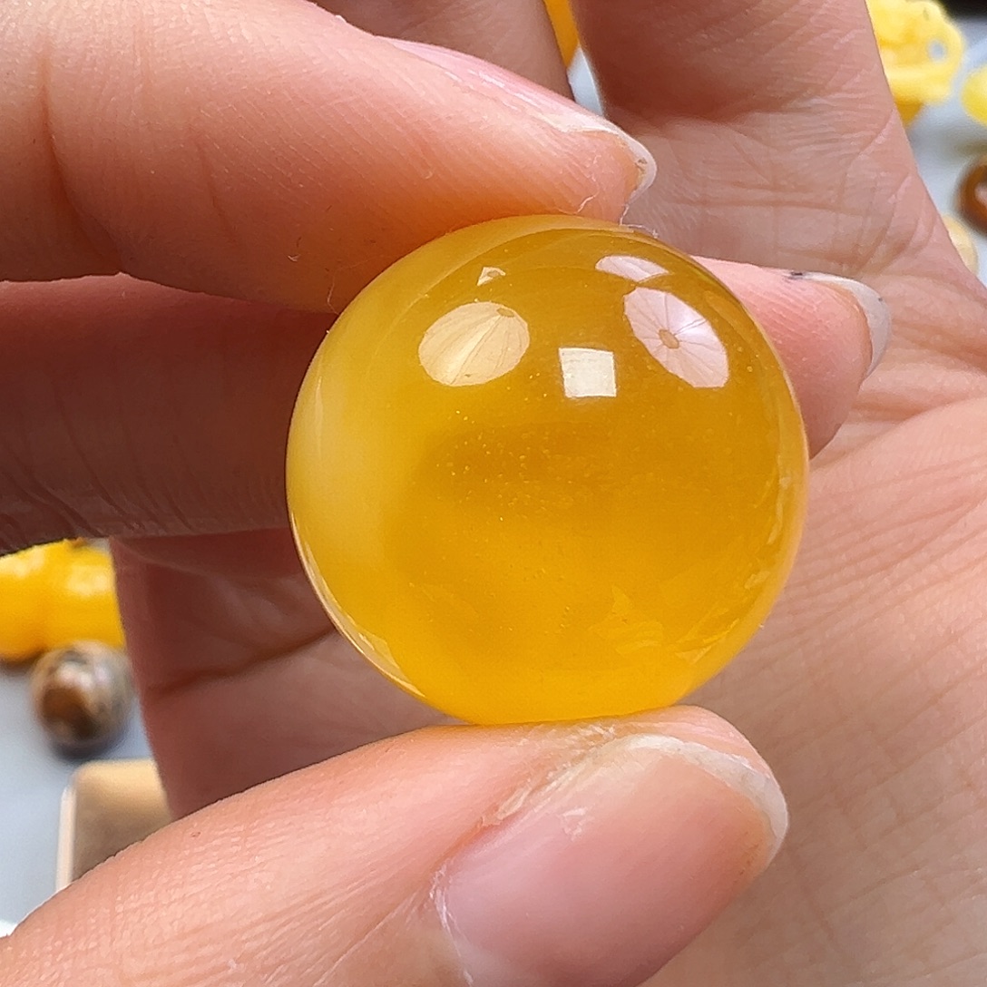 番***蛋蜜蜡未镶嵌珠宝奇石