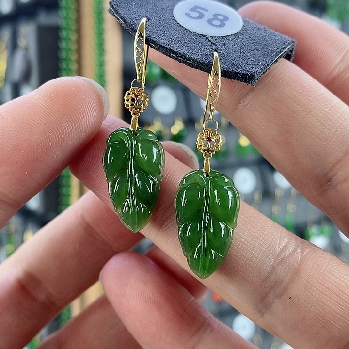 和田玉耳饰18K金镶嵌