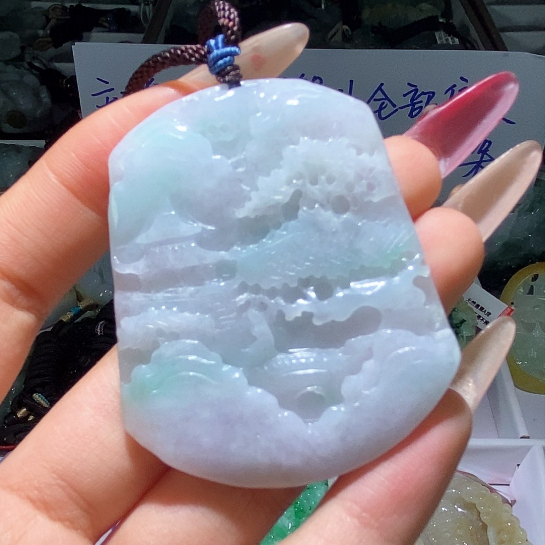 翡翠颈饰未镶嵌天然