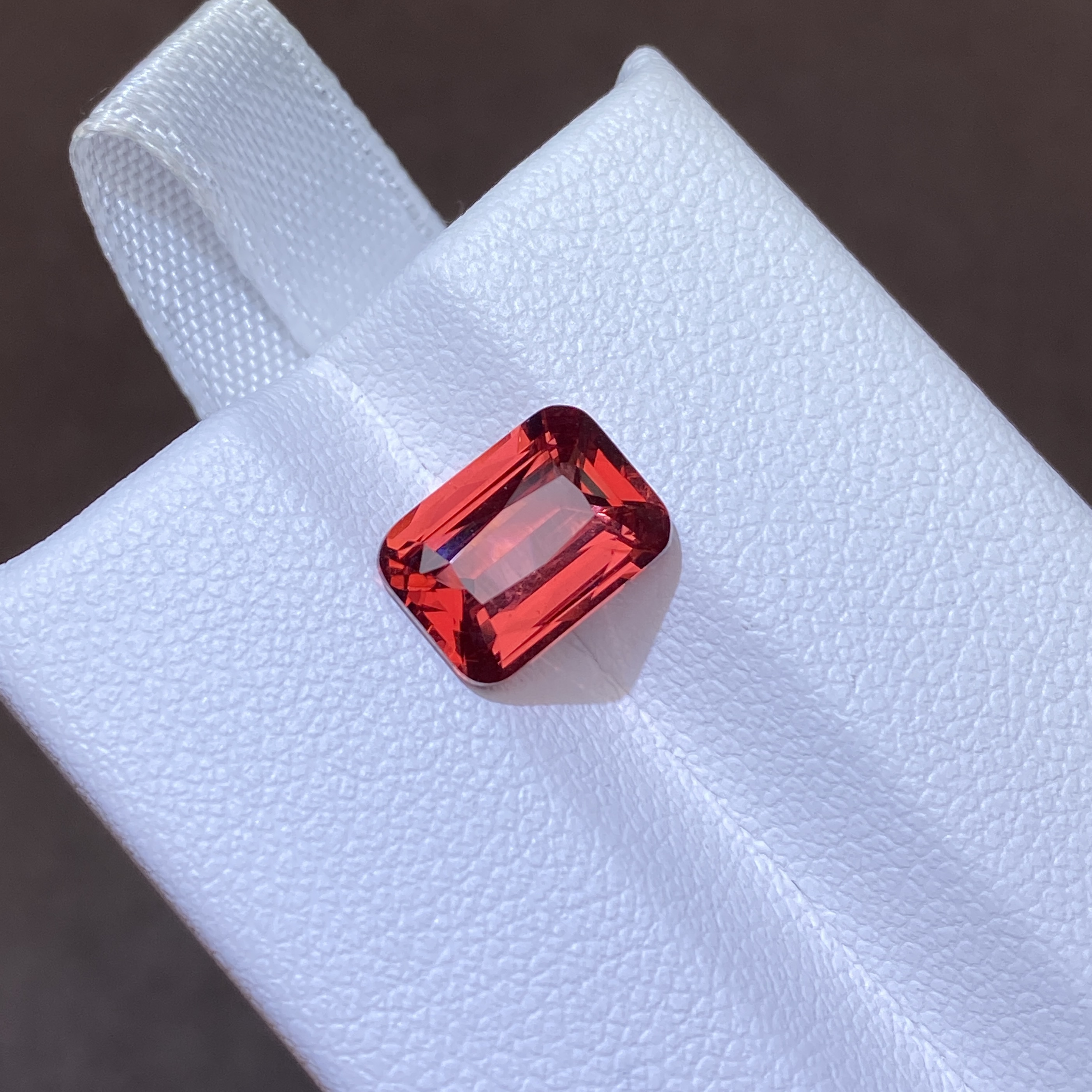 25B042 马亨盖尖晶宝石 2.53克拉