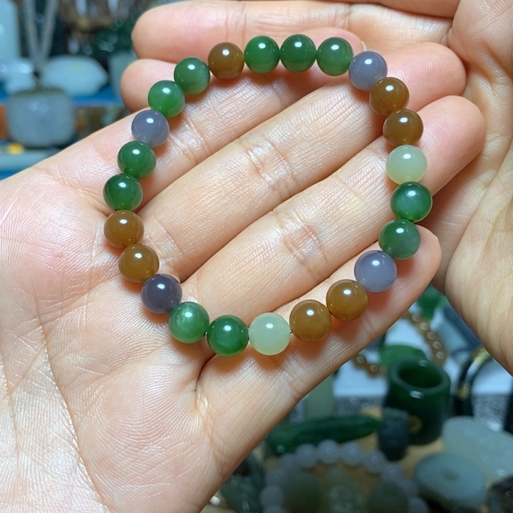 昆***狼和田玉未镶嵌手链