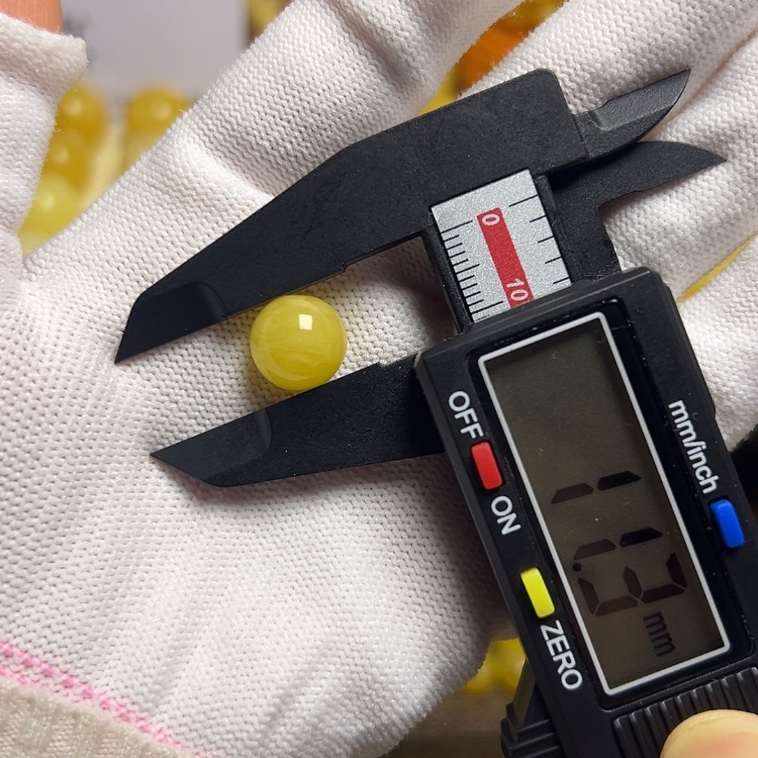 琥珀未镶嵌裸石11小+全品圆珠