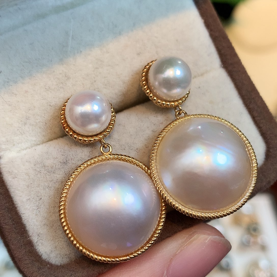 18K金镶嵌拼合珍珠（马贝珠）耳环