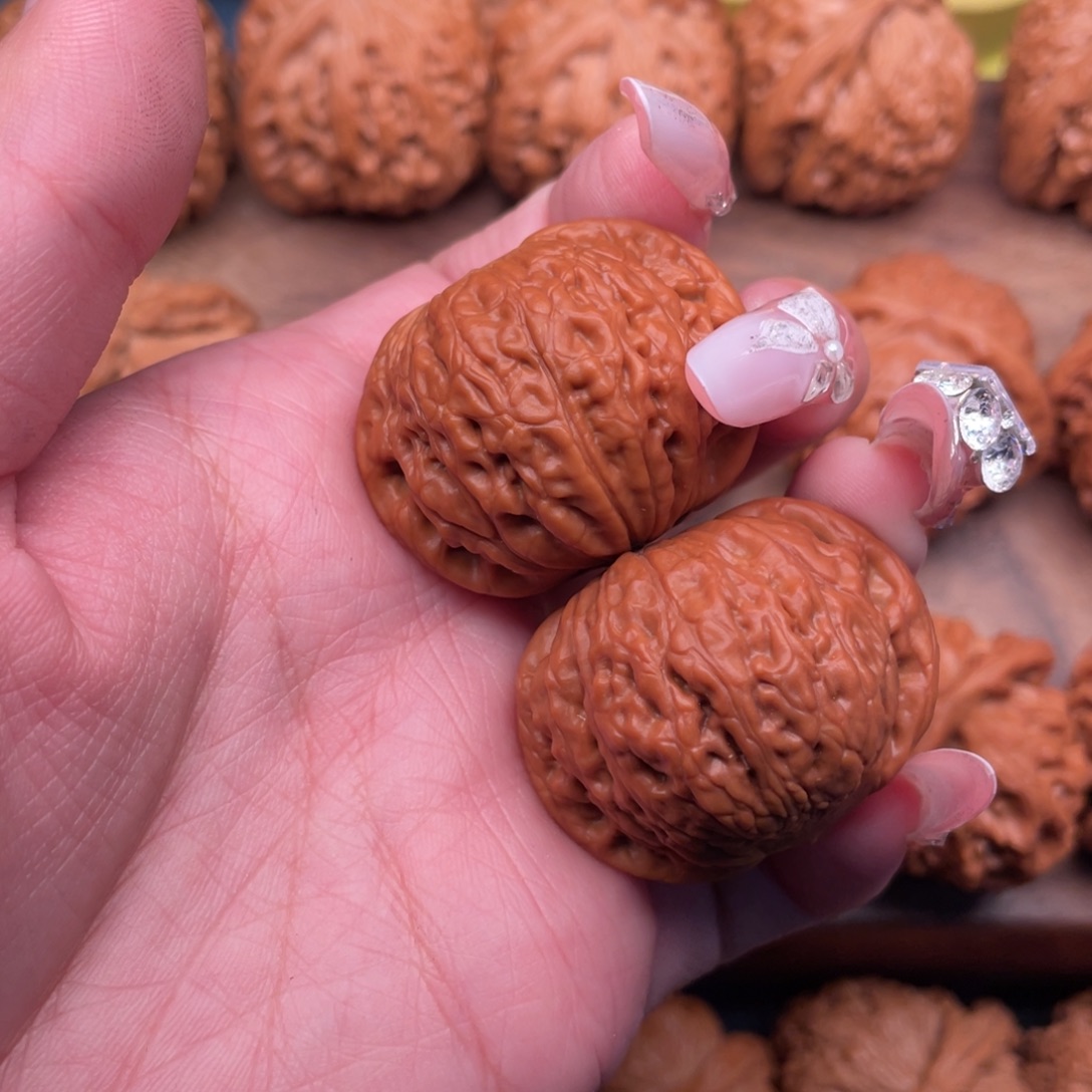 文玩核桃把件全品毕业，平谷铁锤37