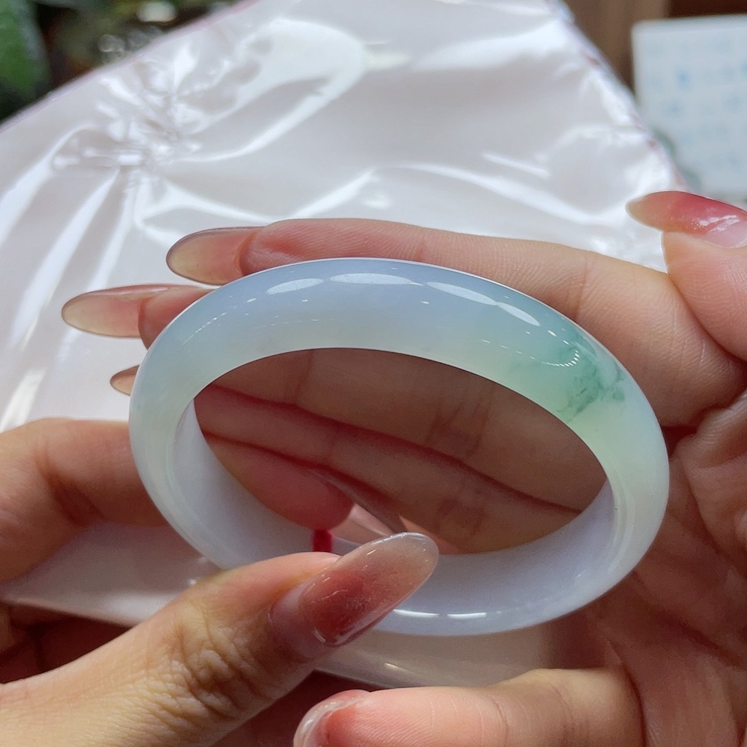 翡翠手镯未镶嵌z****t88号链接