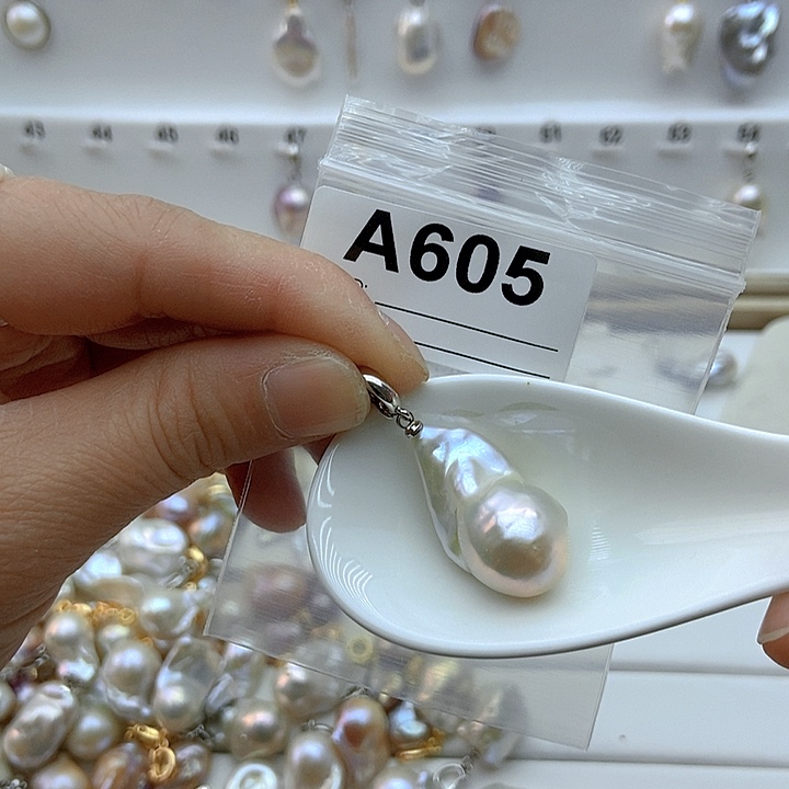 淡水珍珠颈饰银S925镶嵌