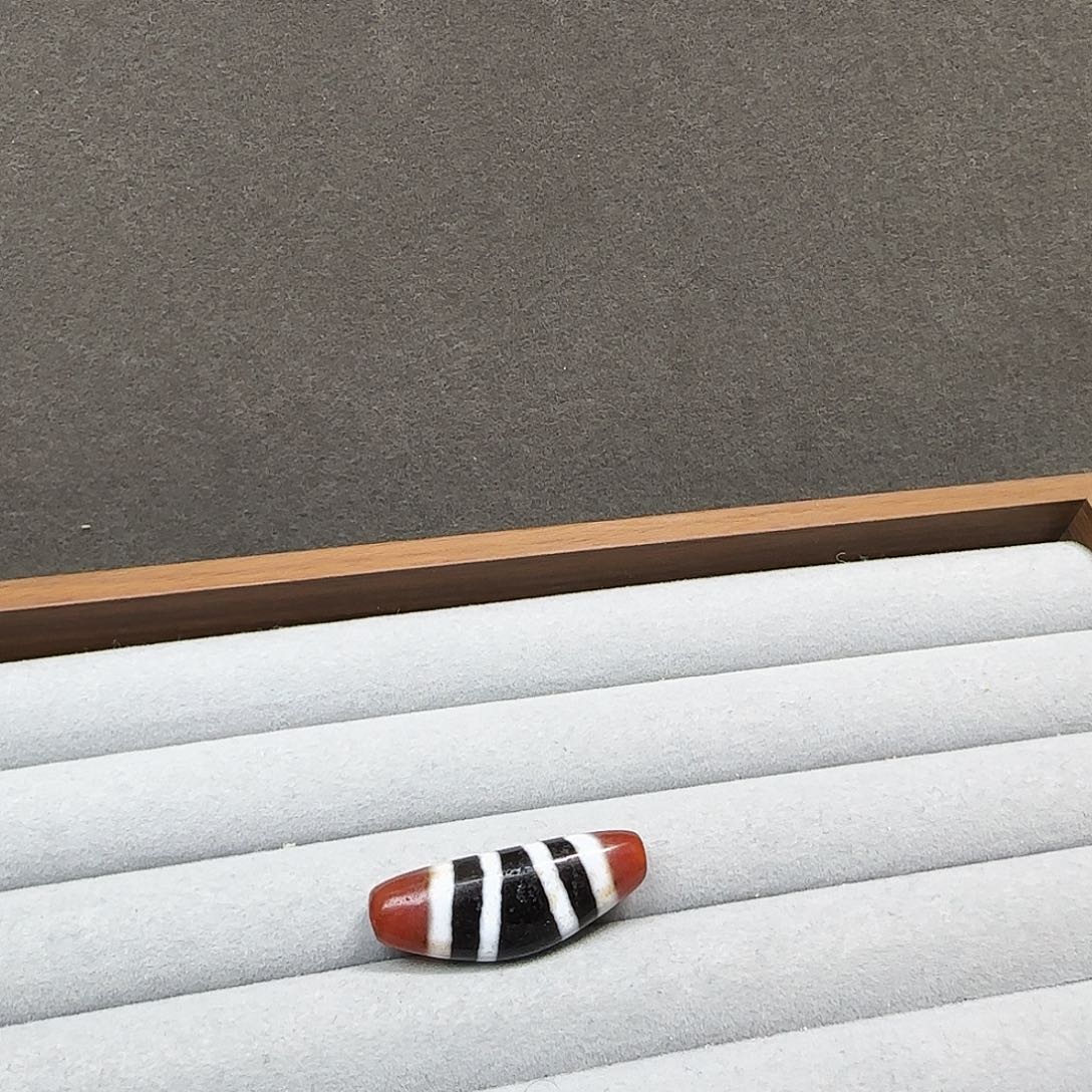 乔***王玛瑙/玉髓未镶嵌颈饰