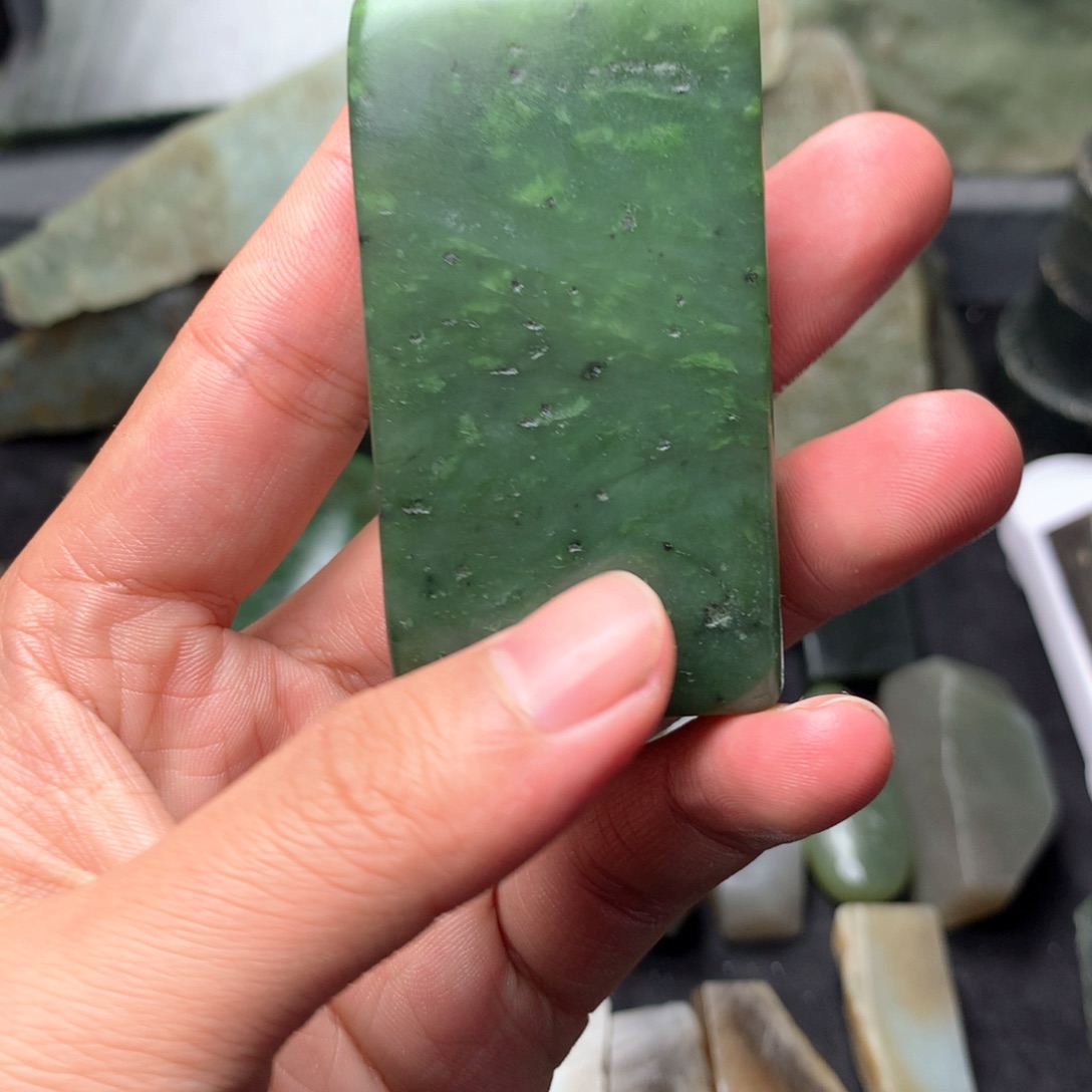 和田玉（糖玉）边角未镶嵌