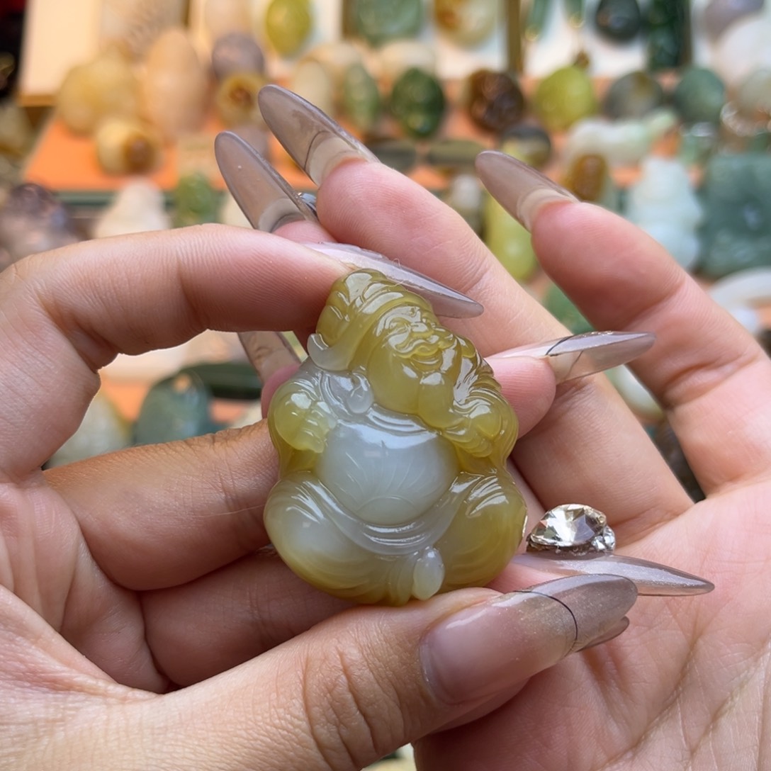 和田玉颈饰未镶嵌清**心