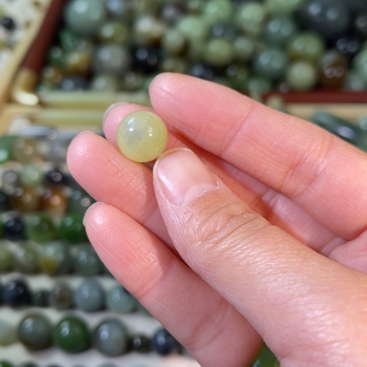 和田玉（糖玉）未镶嵌珠宝半成品