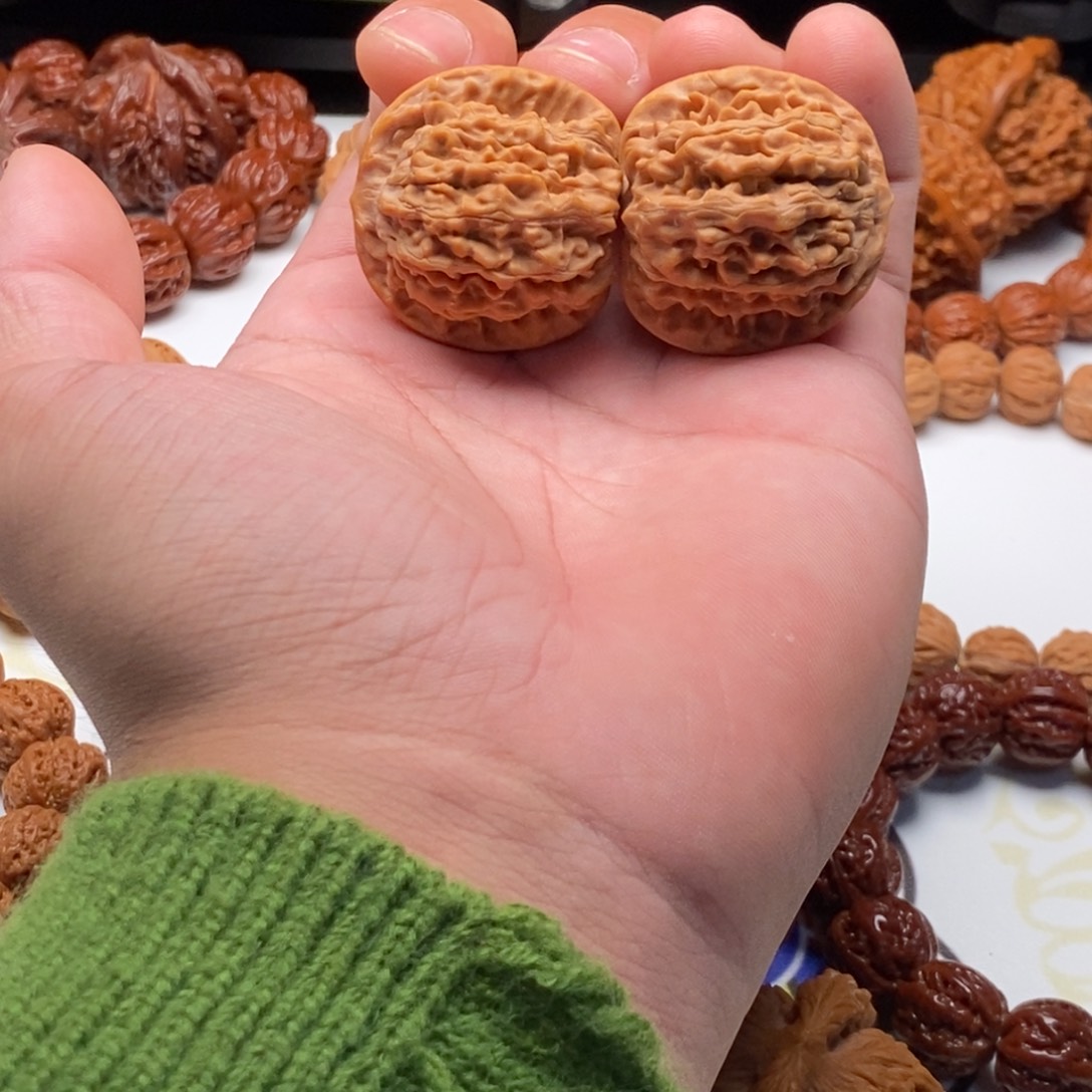 粉***豹手串文玩核桃37京八对