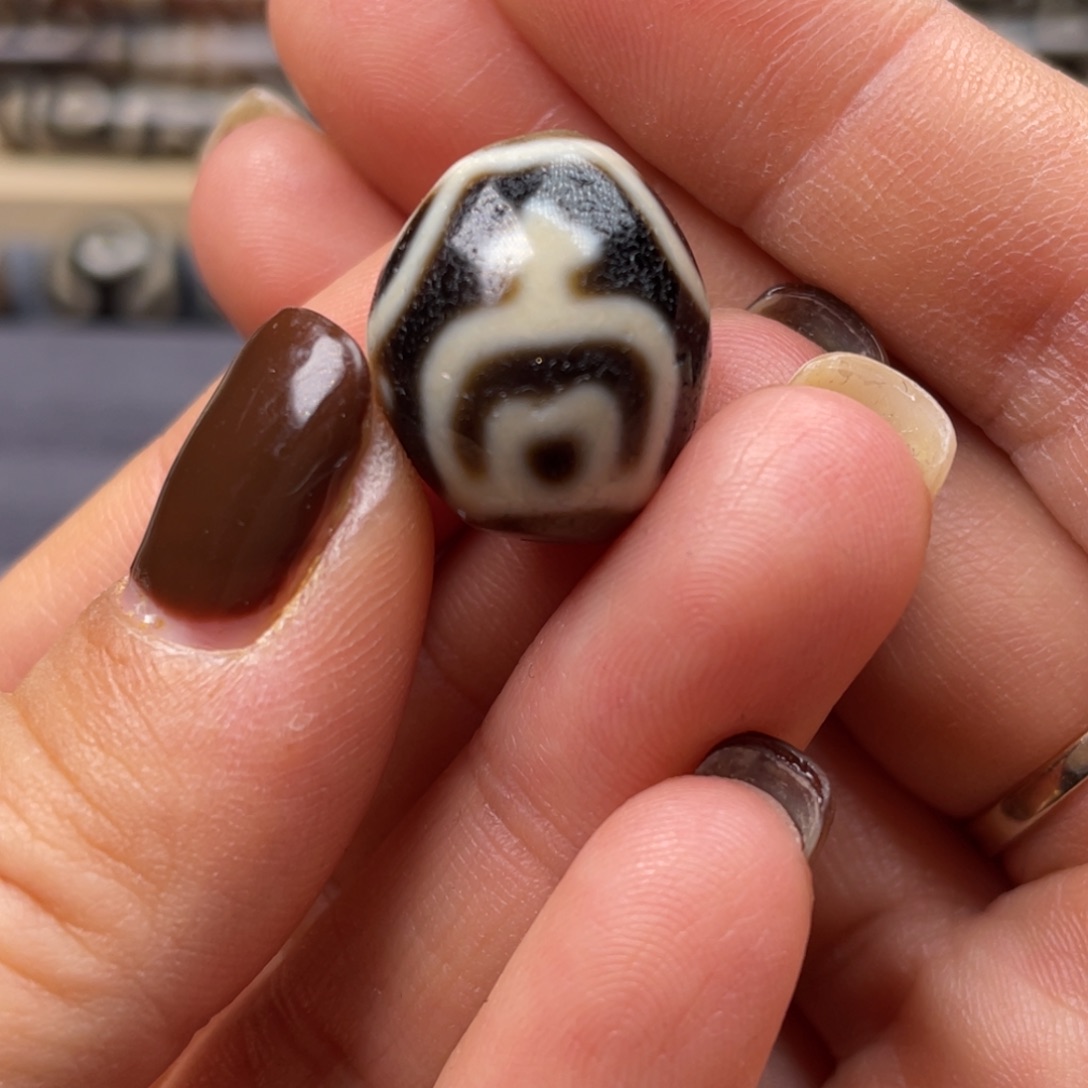 玛瑙/玉髓项链未镶嵌李**?