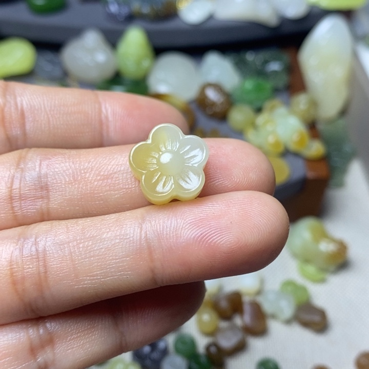 和田玉配件未镶嵌