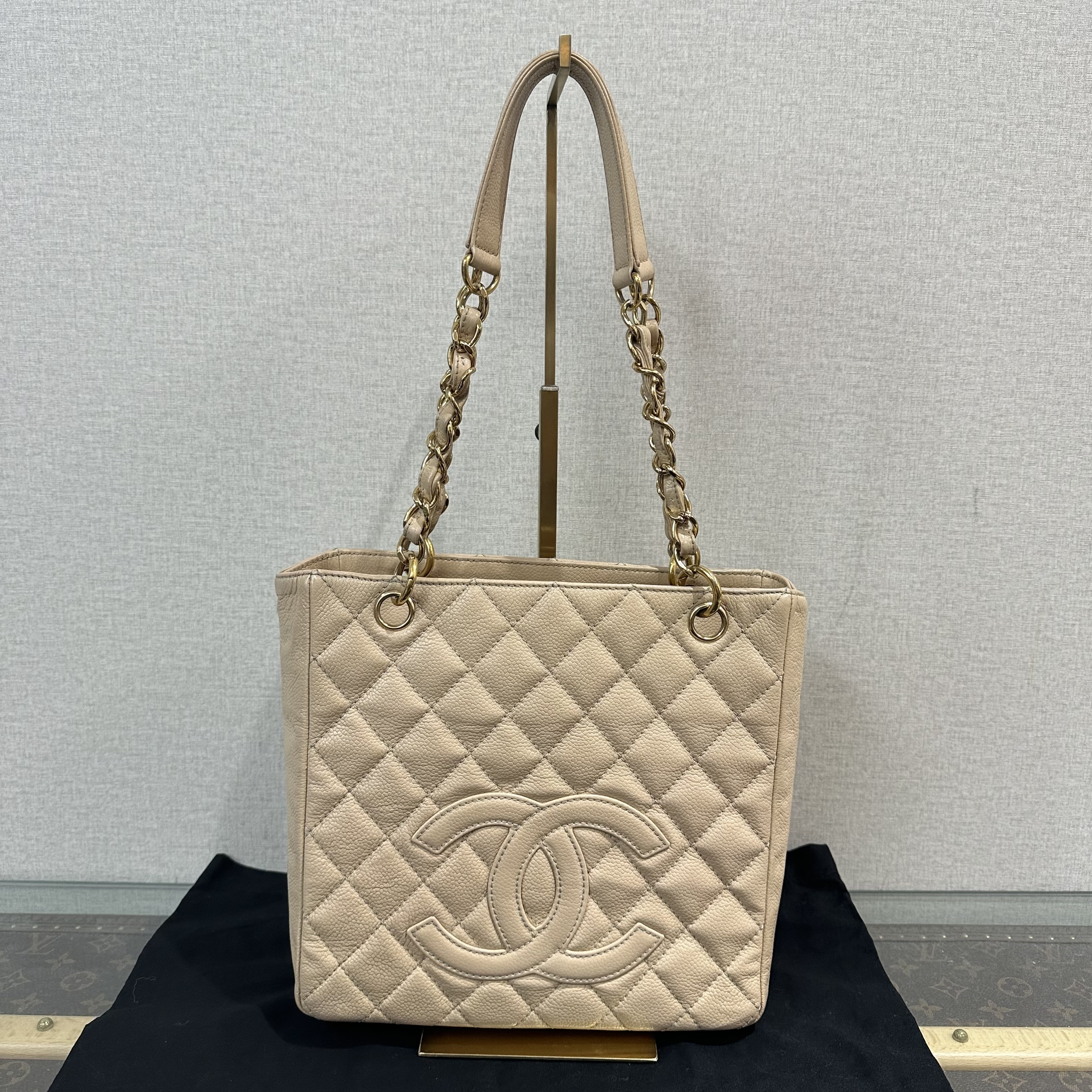 95新 Chanel/香奈儿 奶茶色金扣手提单肩托特包 22375