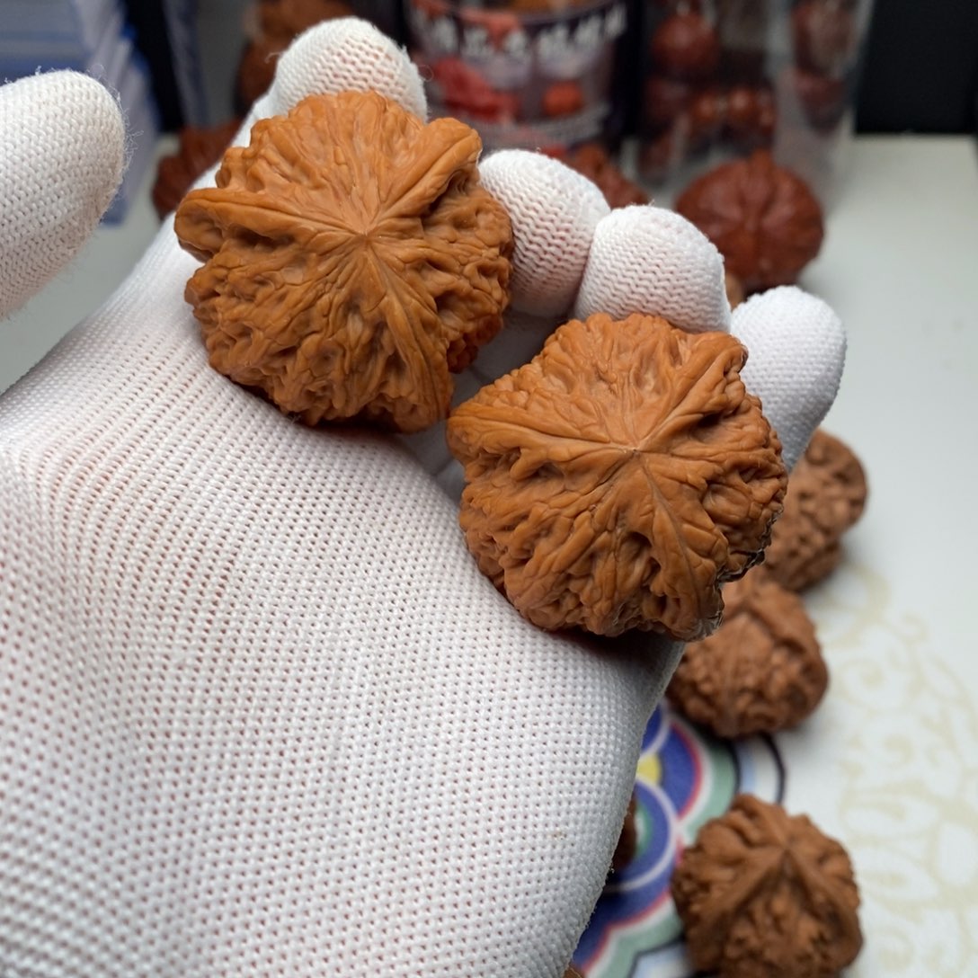 文玩核桃把件42全品铁锤