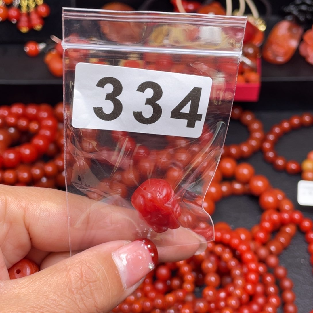 南红玛瑙颈饰未镶嵌初*