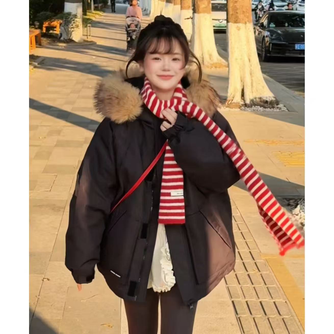 2025藏蓝色工装羽绒服派克服女短款小个子冬季毛领加厚外套韩系1