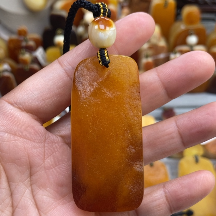 【闪购商品】琥珀颈饰未镶嵌