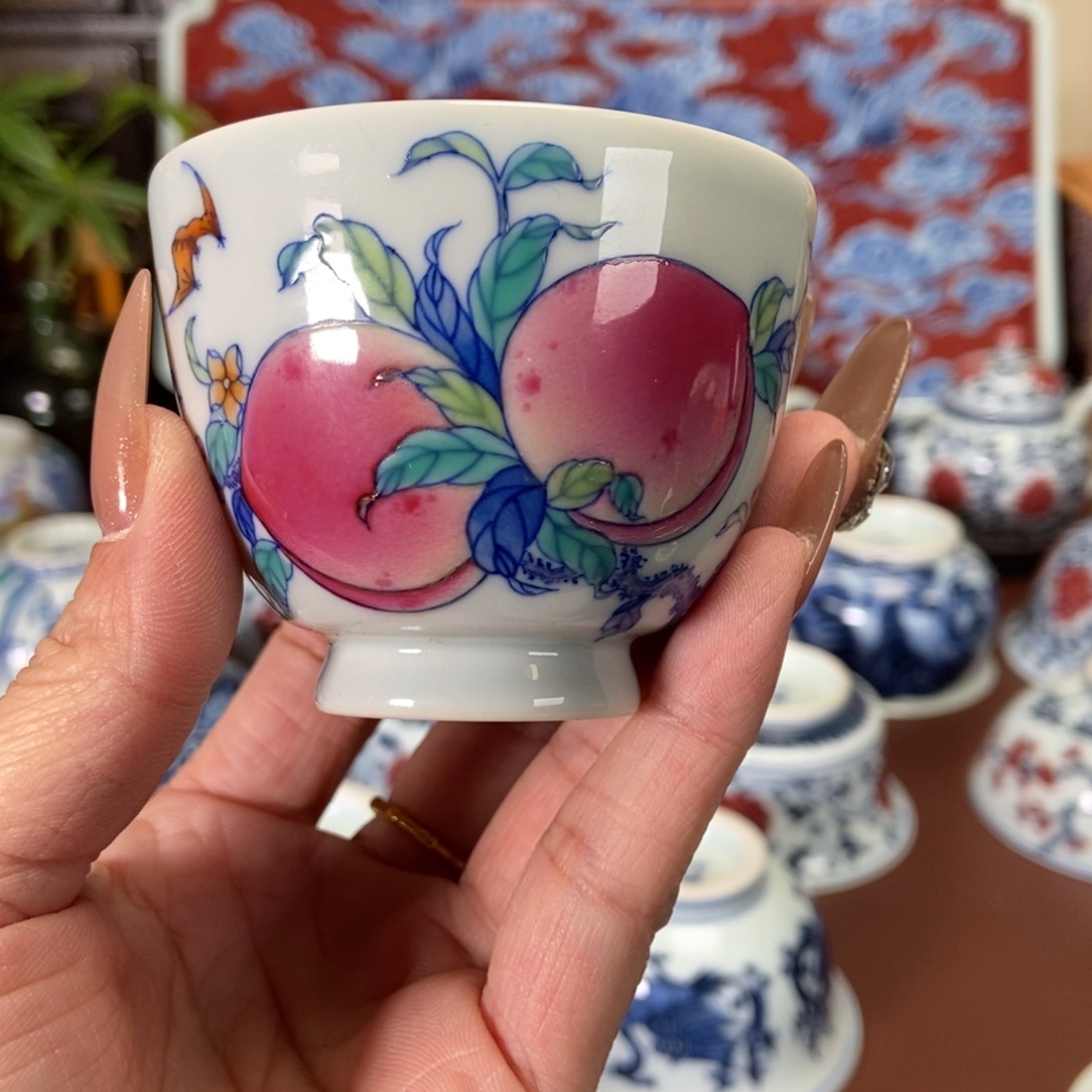 空山明月新斗彩两桃单杯