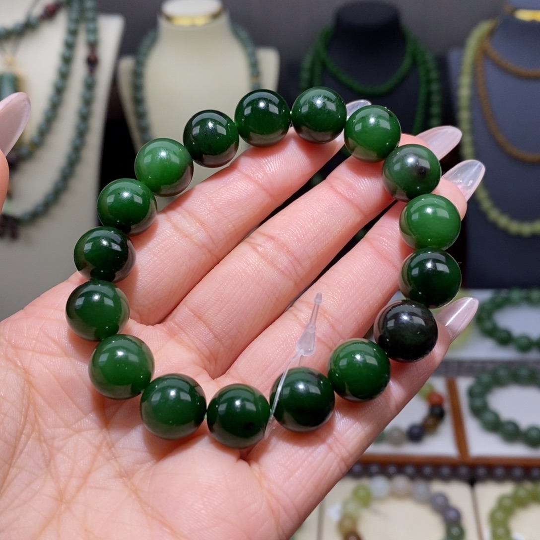 和田玉未镶嵌手串