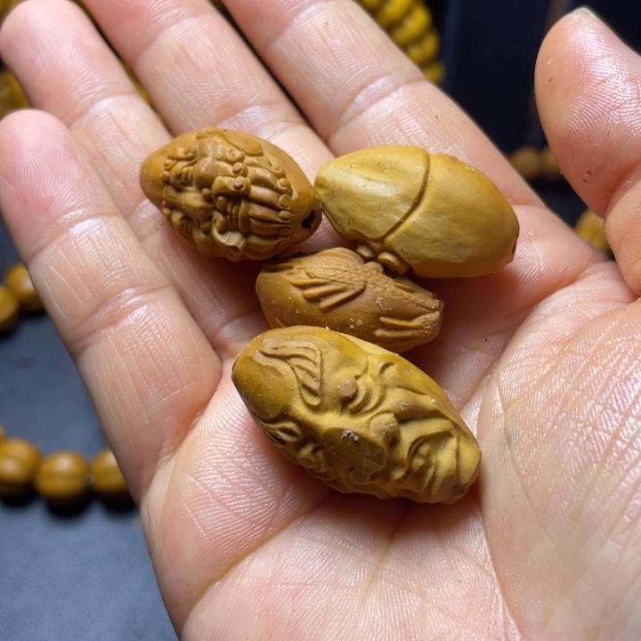 吊坠橄榄核啦啦啦啦啦