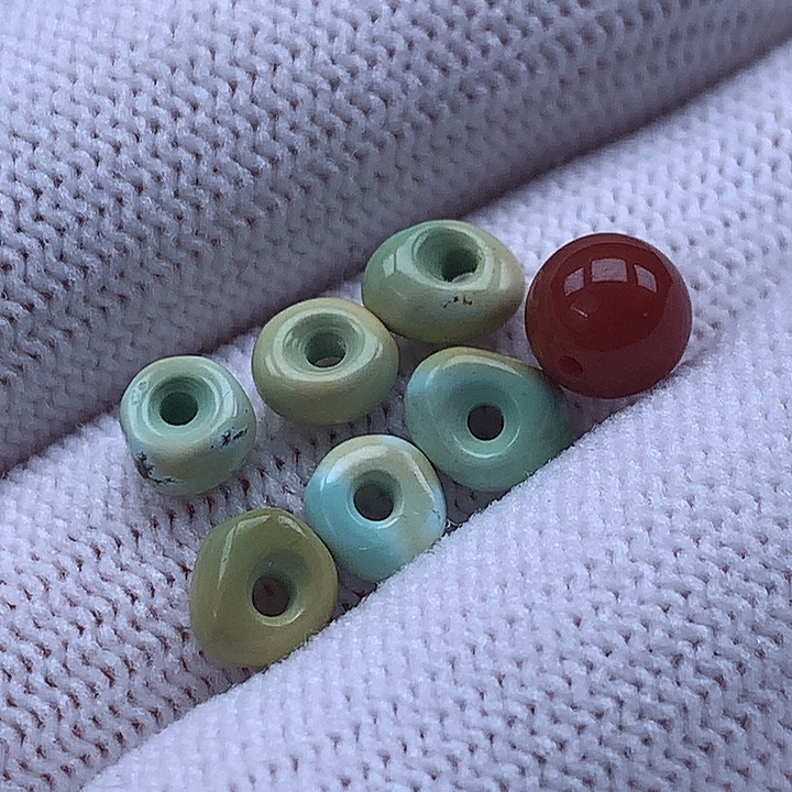 南红玛瑙未镶嵌珠宝奇石
