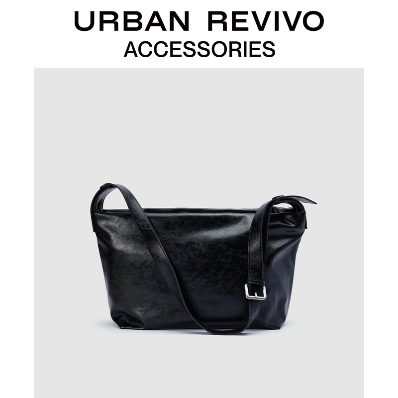 URBAN REVIVO2025秋季新款通勤大容量斜挎包UAMB50117