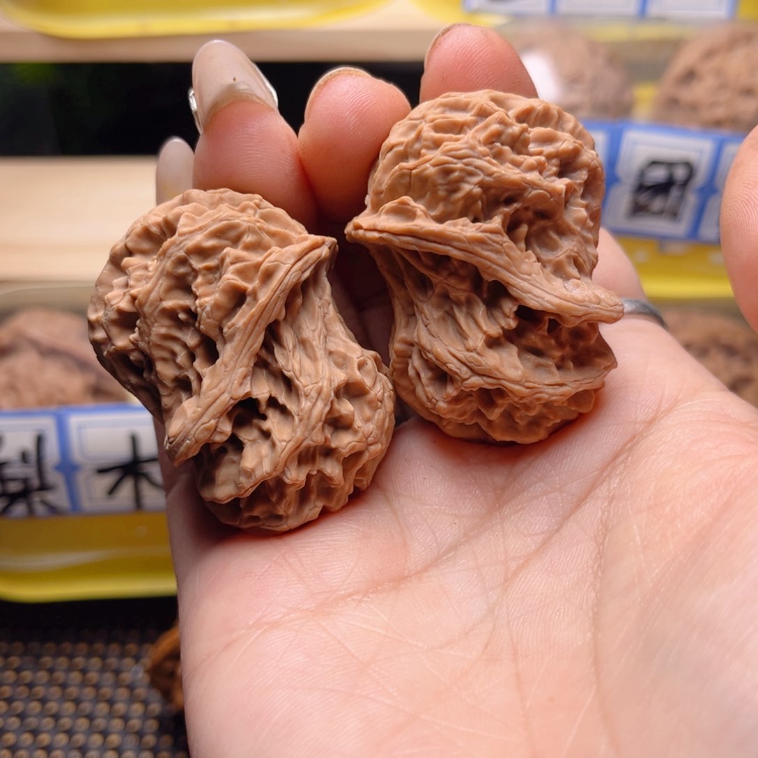 文玩核桃把件苹果园小鸟