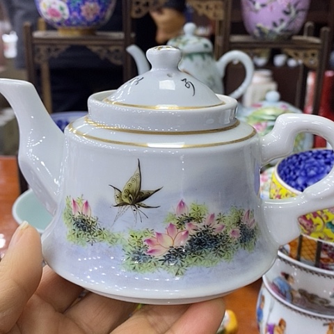 摆件陶瓷艺术品收藏