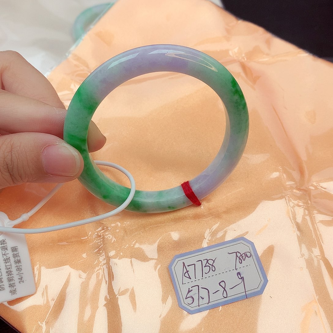 翡翠未镶嵌手镯缅甸翡翠