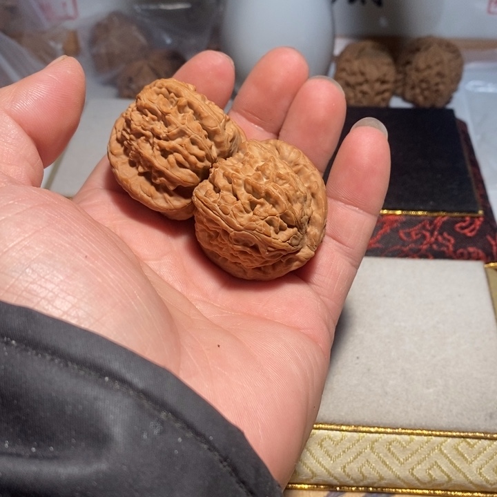 文玩核桃把件上**子核桃