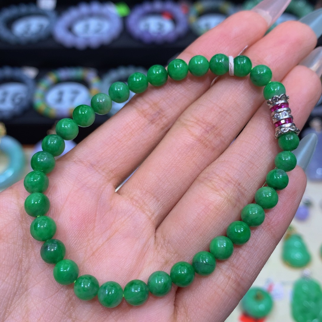 翡翠未镶嵌颈饰翡翠5