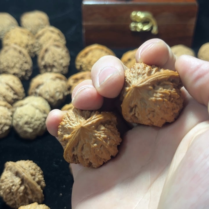 s***️文玩核桃苹果园34